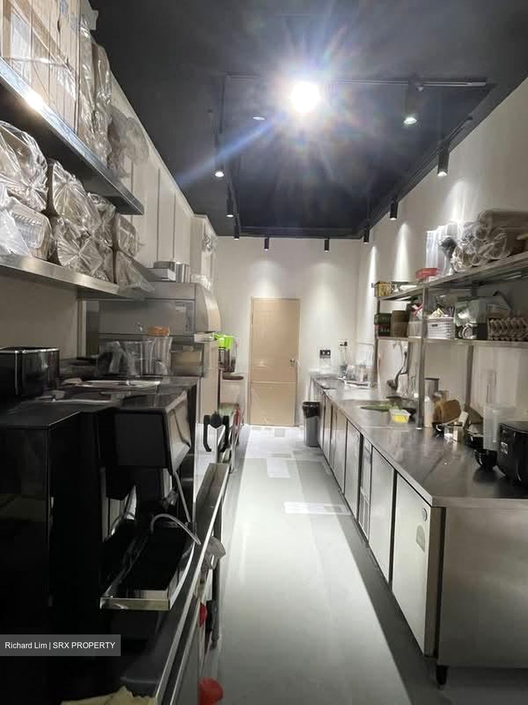 Tanjong Pagar Plaza (D2), Retail #570949501